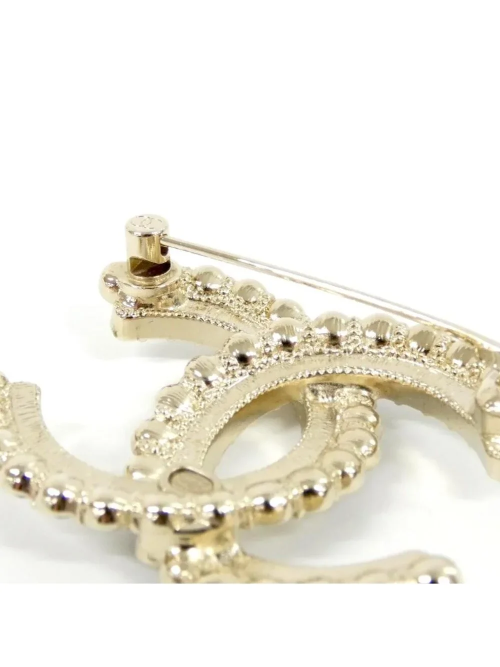 Chanel Brooch Gold